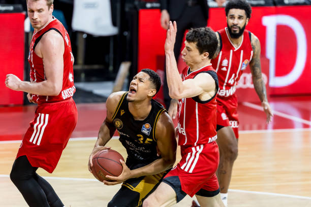 现更为冷静 现更为冷静